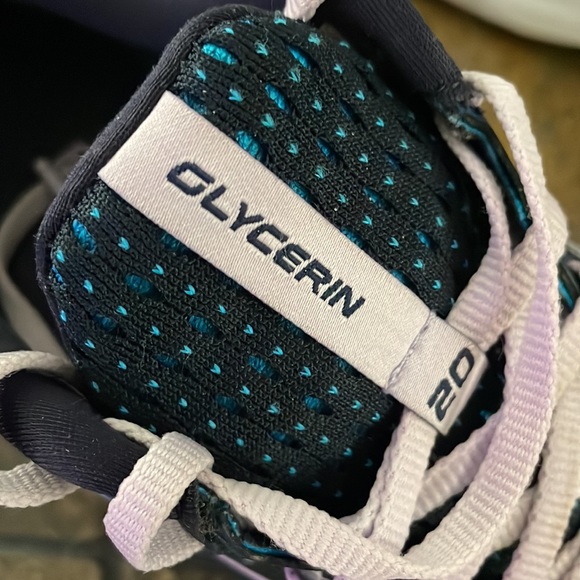 Brooks Athletic Shoes- Cushion Neutral- Navy with Teal dots- size 8 - Picture 15 of 15